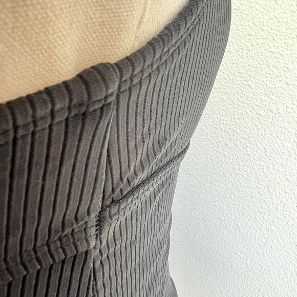 Salt + Cove Ringing It Halter Bikini Top Black Juniors Medium - Picture 12 of 14